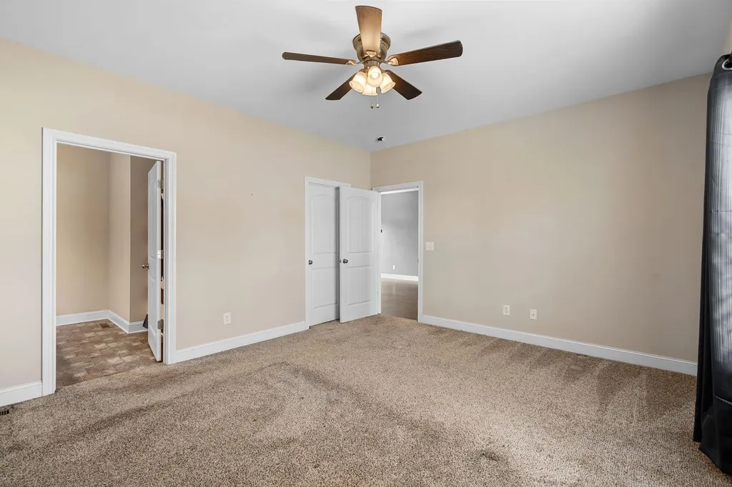1976 Normandy Drive Columbia TN 38401