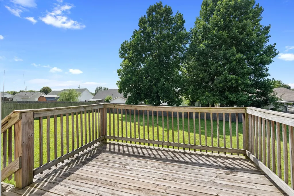 1976 Normandy Drive Columbia TN 38401