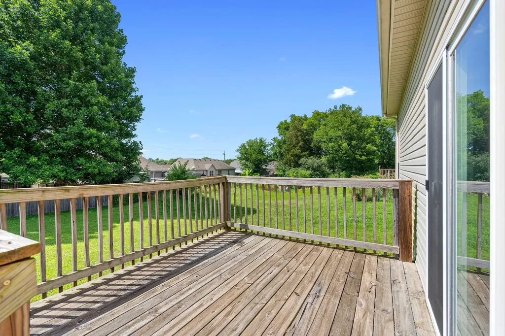 1976 Normandy Drive Columbia TN 38401