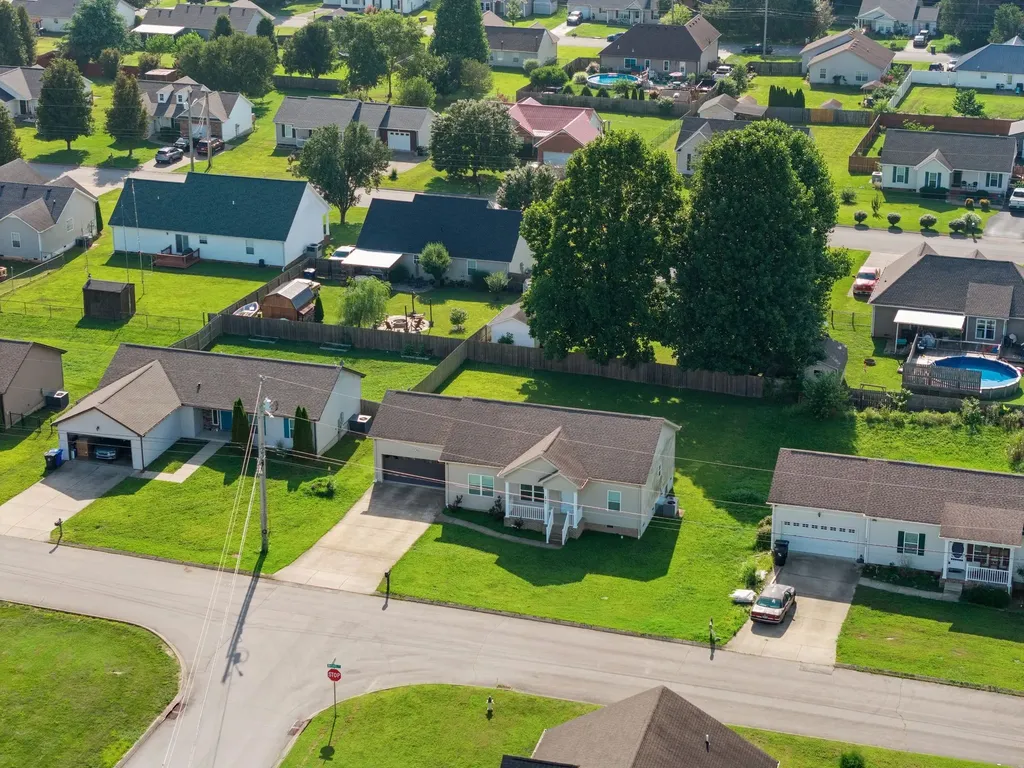 1976 Normandy Drive Columbia TN 38401