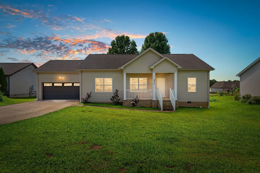 1976 Normandy Drive Columbia TN 38401