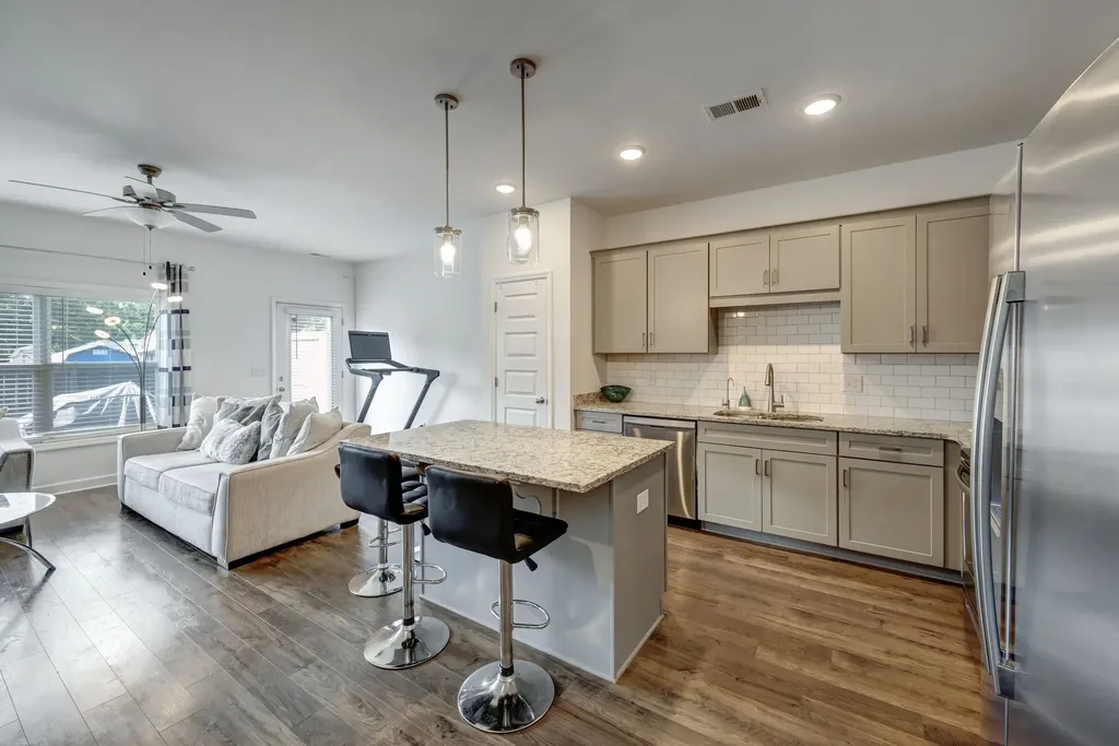 4032 Opal Drive Hendersonville TN 37075