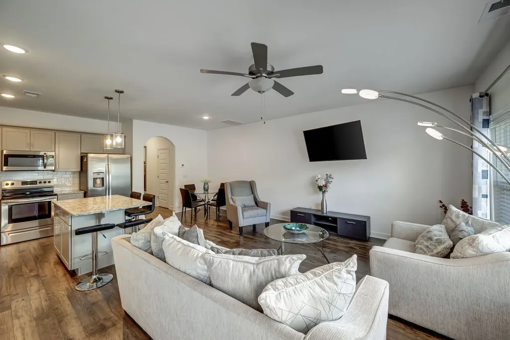 4032 Opal Drive Hendersonville TN 37075
