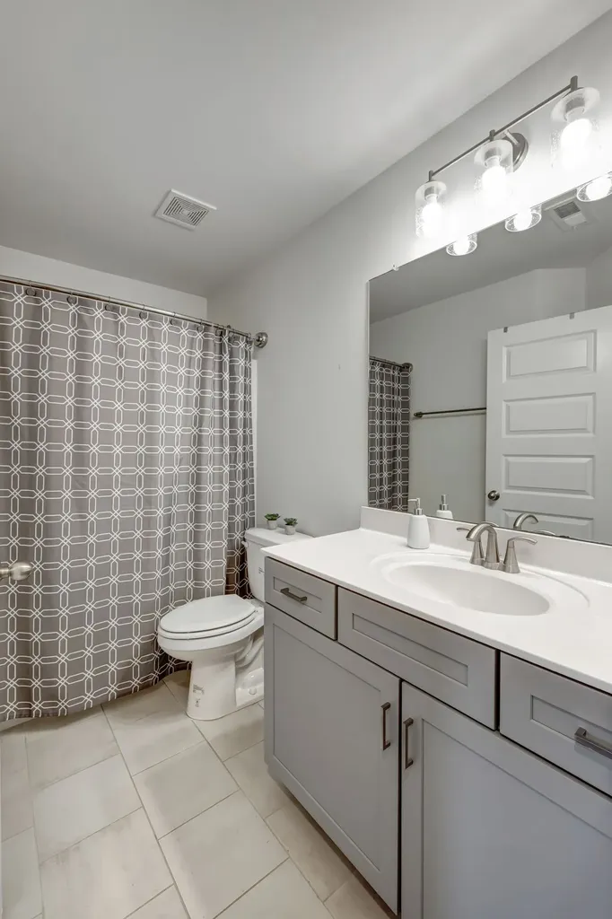 4032 Opal Drive Hendersonville TN 37075