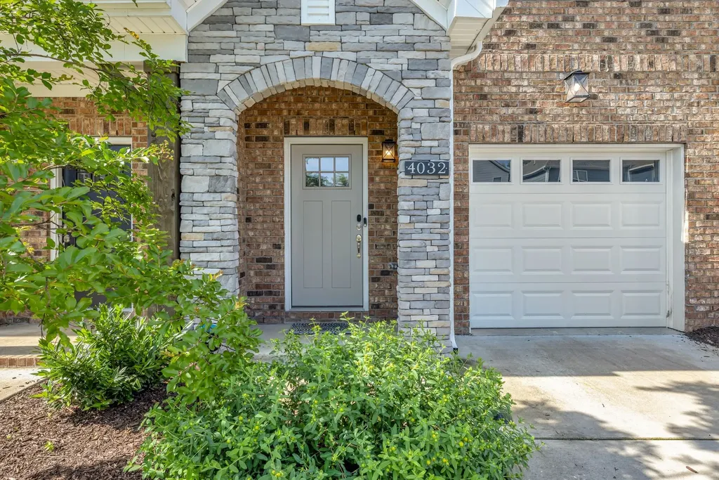 4032 Opal Drive Hendersonville TN 37075