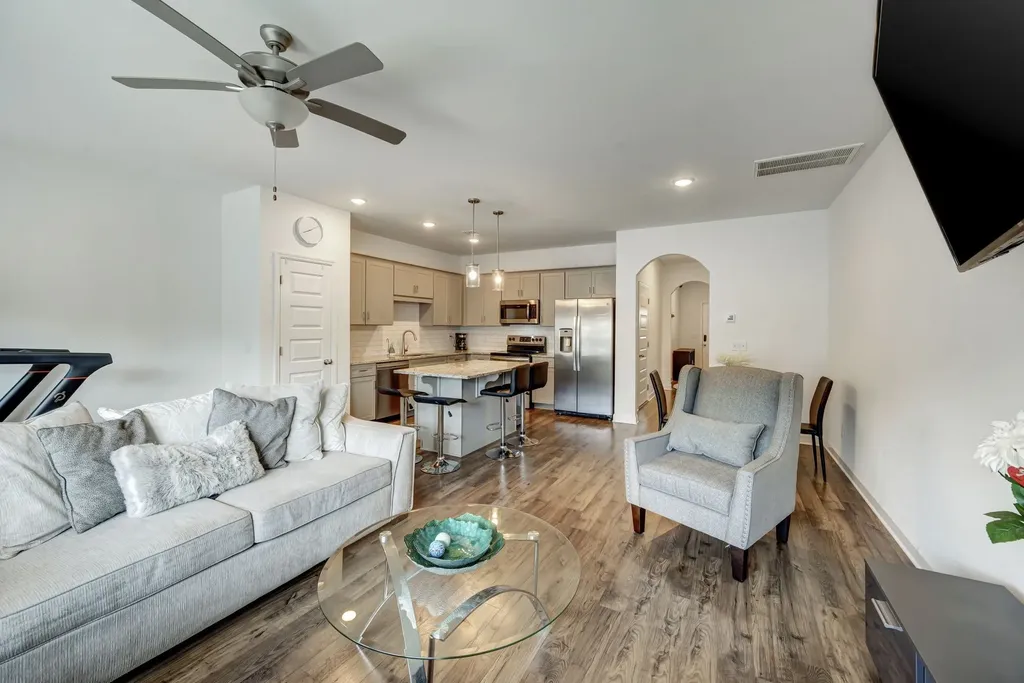 4032 Opal Drive Hendersonville TN 37075