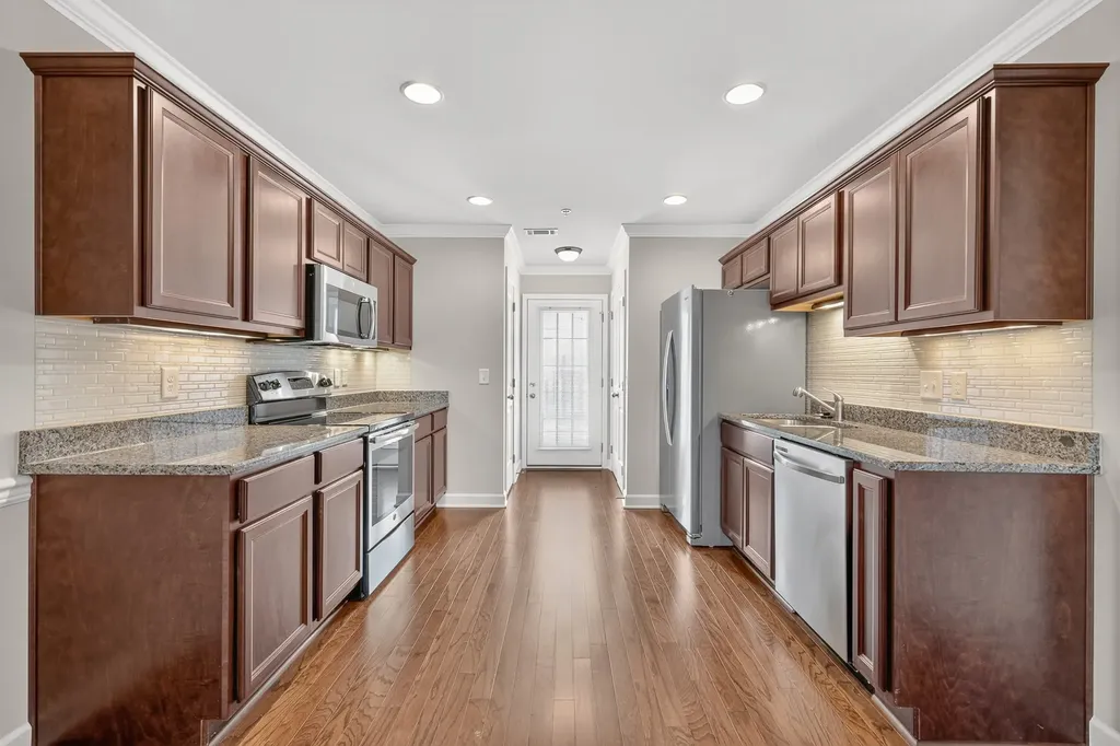 1040 Charlie Daniels Parkway Mount Juliet TN 37122