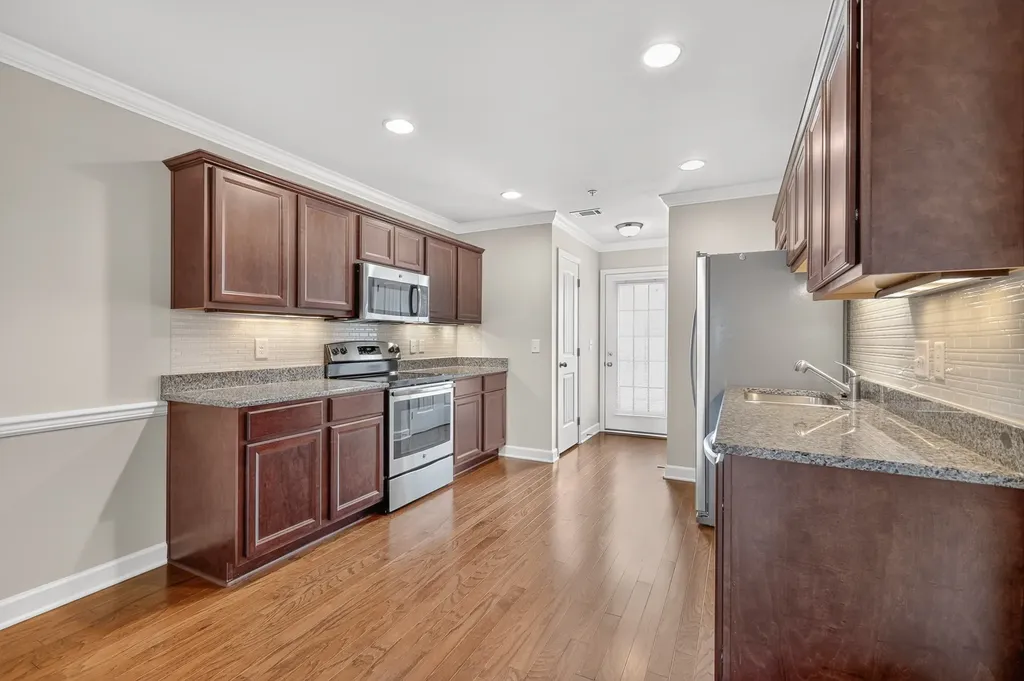 1040 Charlie Daniels Parkway Mount Juliet TN 37122