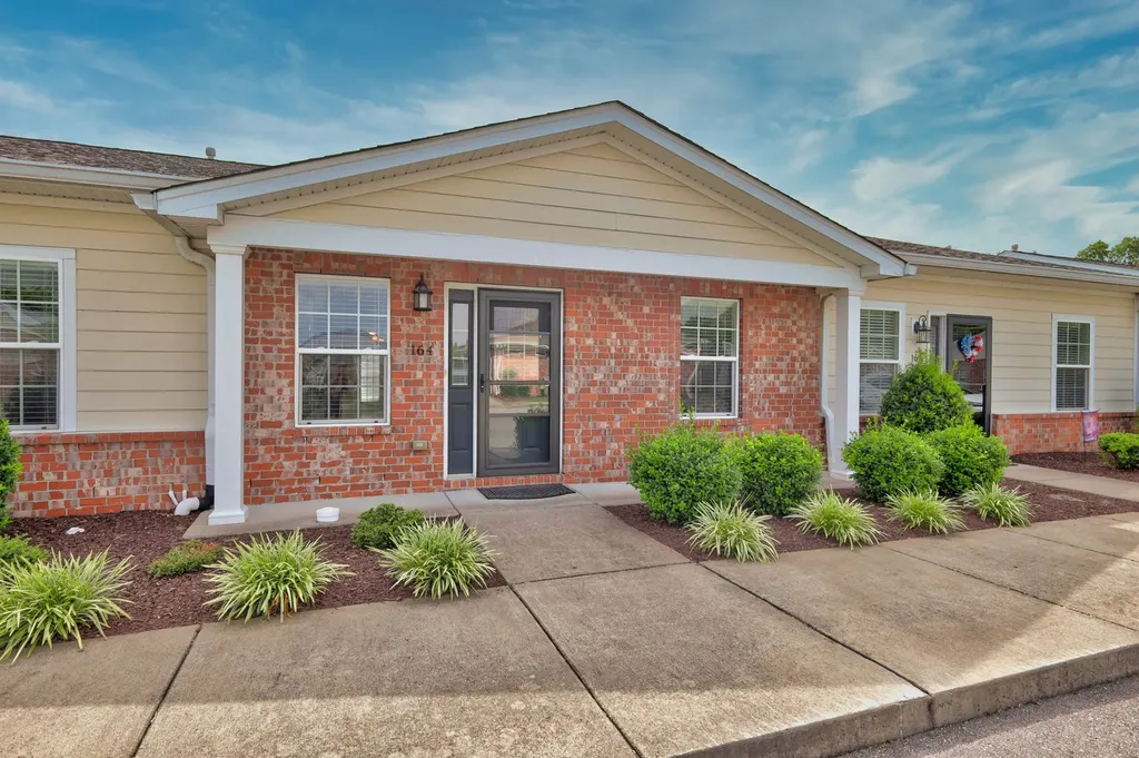 1040 Charlie Daniels Parkway Mount Juliet TN 37122