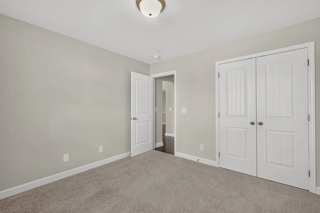 1040 Charlie Daniels Parkway Mount Juliet TN 37122