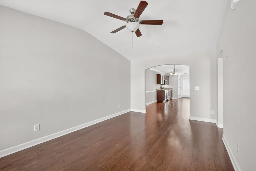 1040 Charlie Daniels Parkway Mount Juliet TN 37122