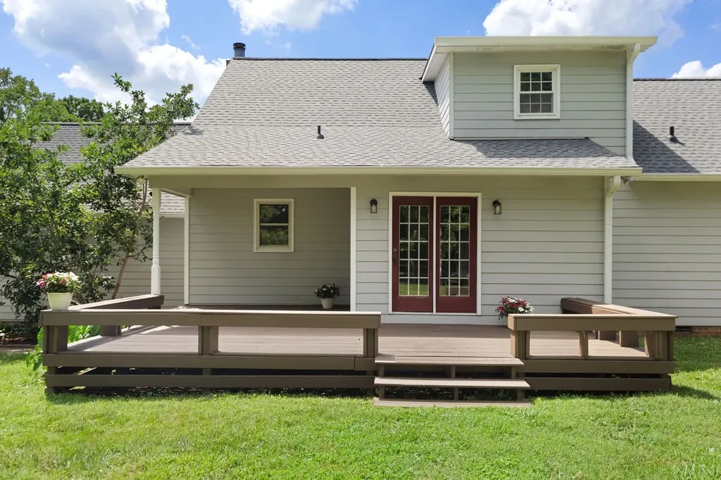 100 Concord Drive Columbia TN 38401