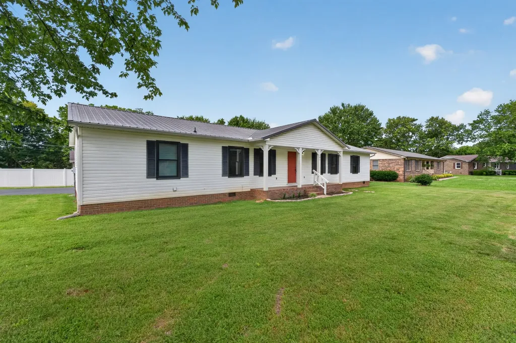 101 Lisa Circle Winchester TN 37398