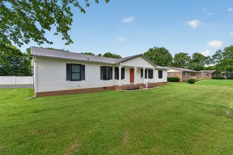 101 Lisa Circle Winchester TN 37398