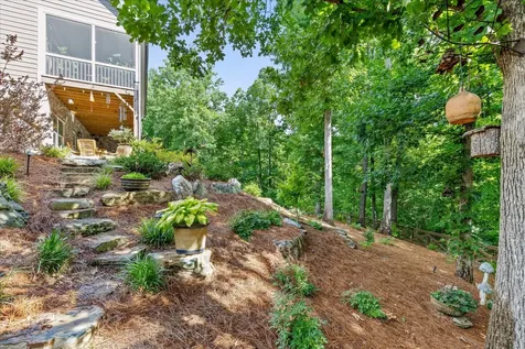 697 Sugar Leaf Lane Soddy Daisy TN 37379