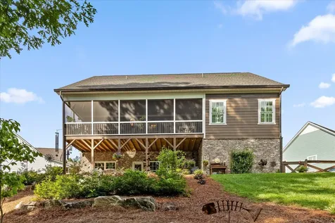 697 Sugar Leaf Lane Soddy Daisy TN 37379