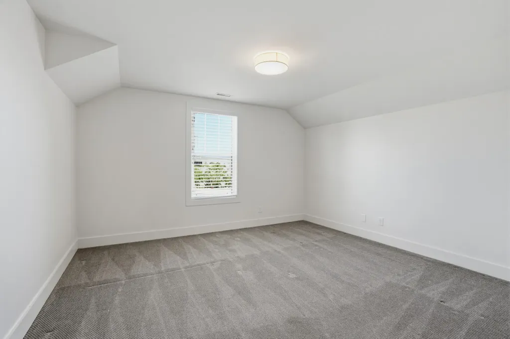 331 Woodycrest Avenue Nashville TN 37210