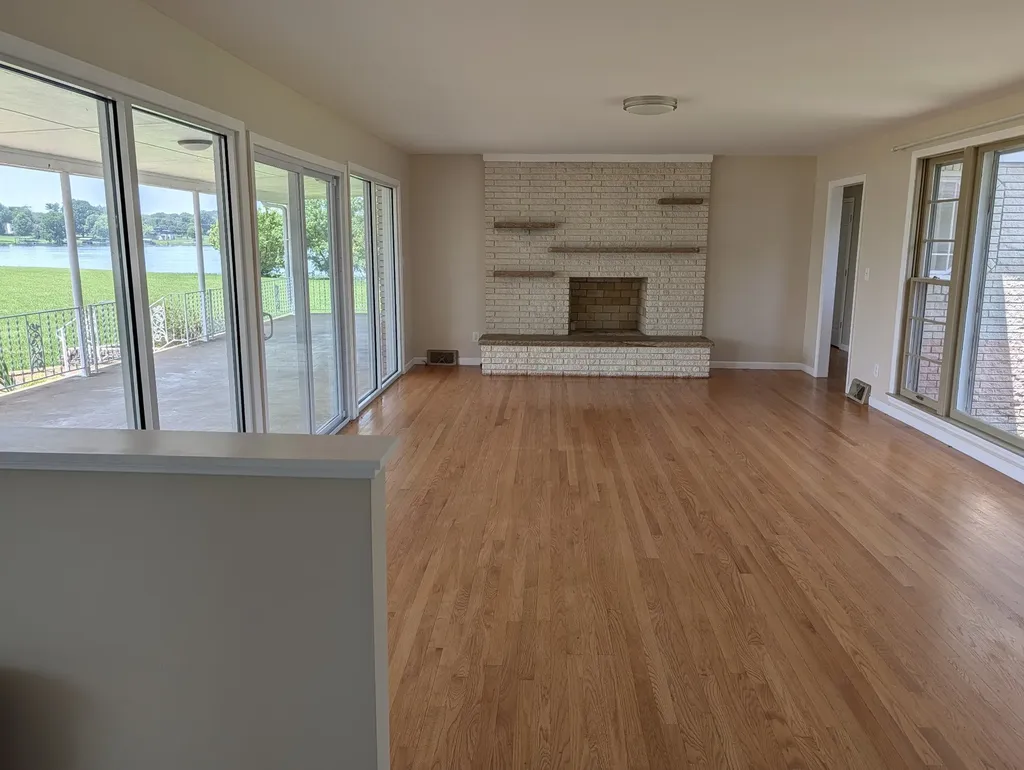 413 Private Drive Hendersonville TN 37075
