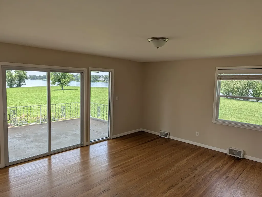 413 Private Drive Hendersonville TN 37075