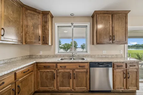 413 Private Drive Hendersonville TN 37075