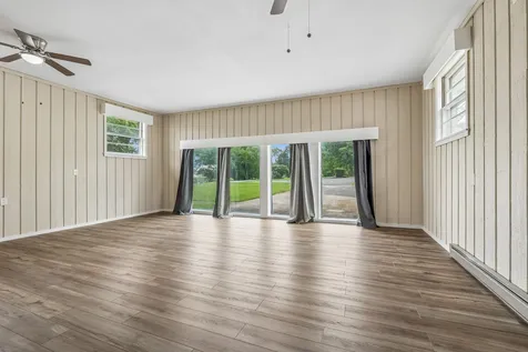 413 Private Drive Hendersonville TN 37075