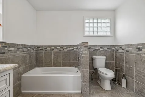413 Private Drive Hendersonville TN 37075