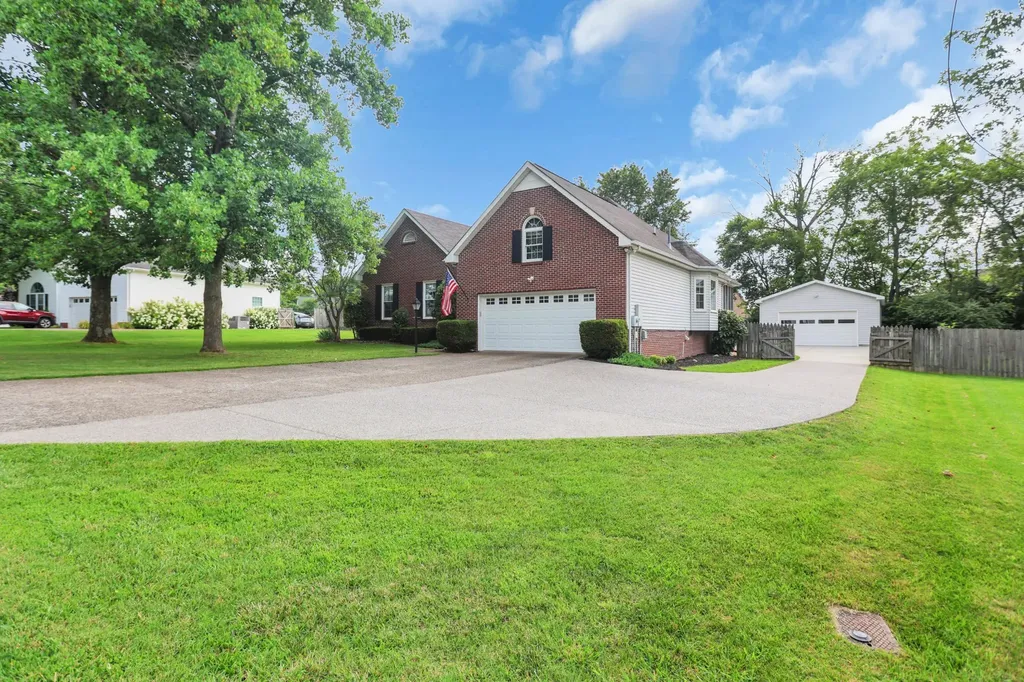 189 Wimbledon Court Gallatin TN 37066