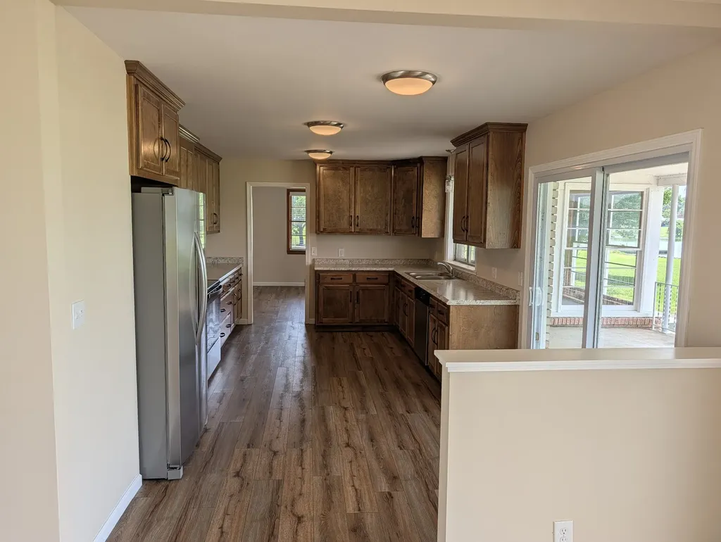 413 Private Drive Hendersonville TN 37075