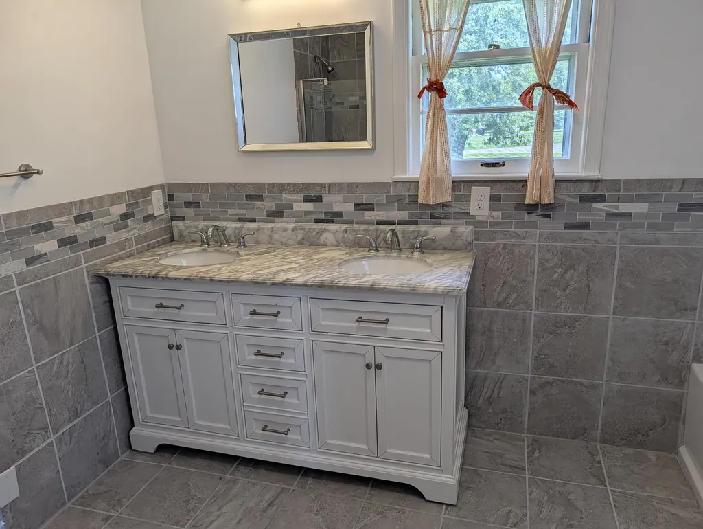 413 Private Drive Hendersonville TN 37075