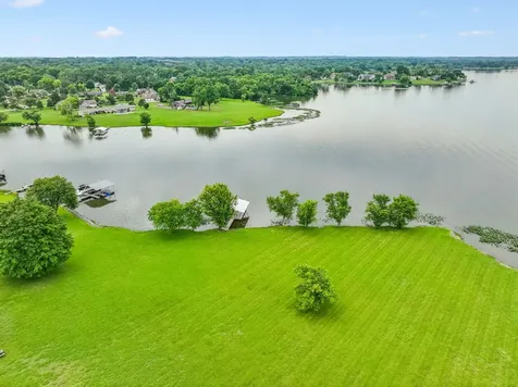 413 Private Drive Hendersonville TN 37075