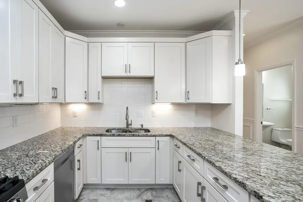 412A 37th Ave, N Nashville TN 37209