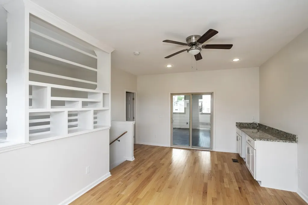 412A 37th Ave, N Nashville TN 37209