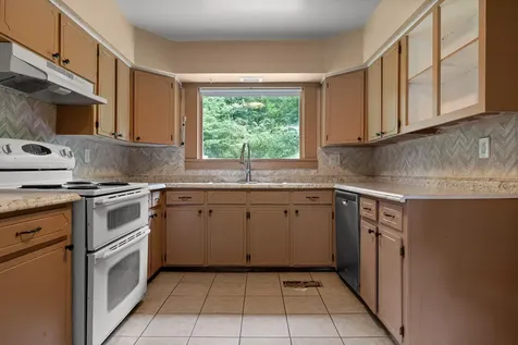 1731 Jeanaga Trail Chattanooga TN 37406
