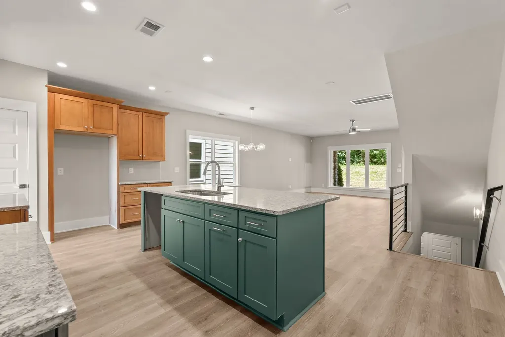 606 Summit Trail Nashville TN 37207