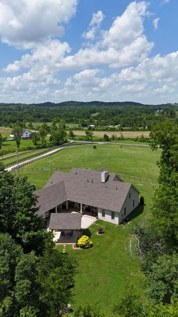 840 Cranford Hollow Road Columbia TN 38401