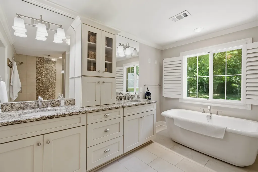 5212 Williamsburg Road Brentwood TN 37027