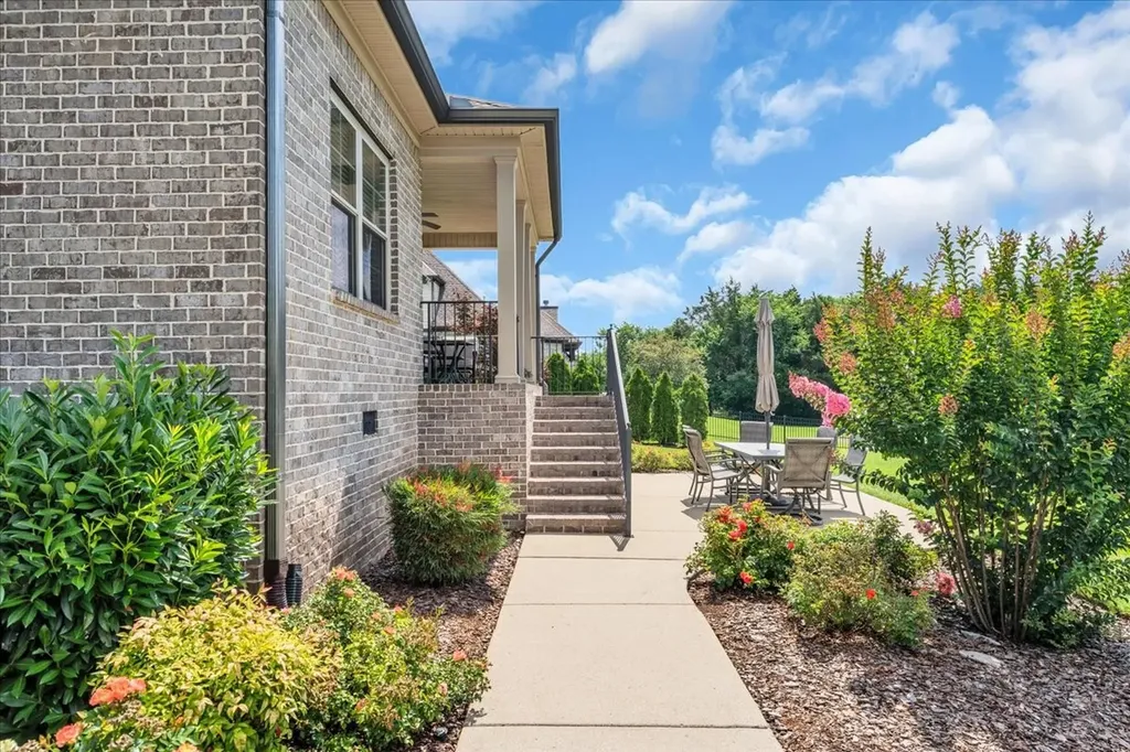621 Tybarber Avenue Murfreesboro TN 37129