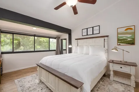 2806 Suncrest Road Pigeon Forge TN 37863