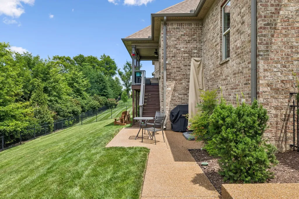 427 Whitley Way Mount Juliet TN 37122