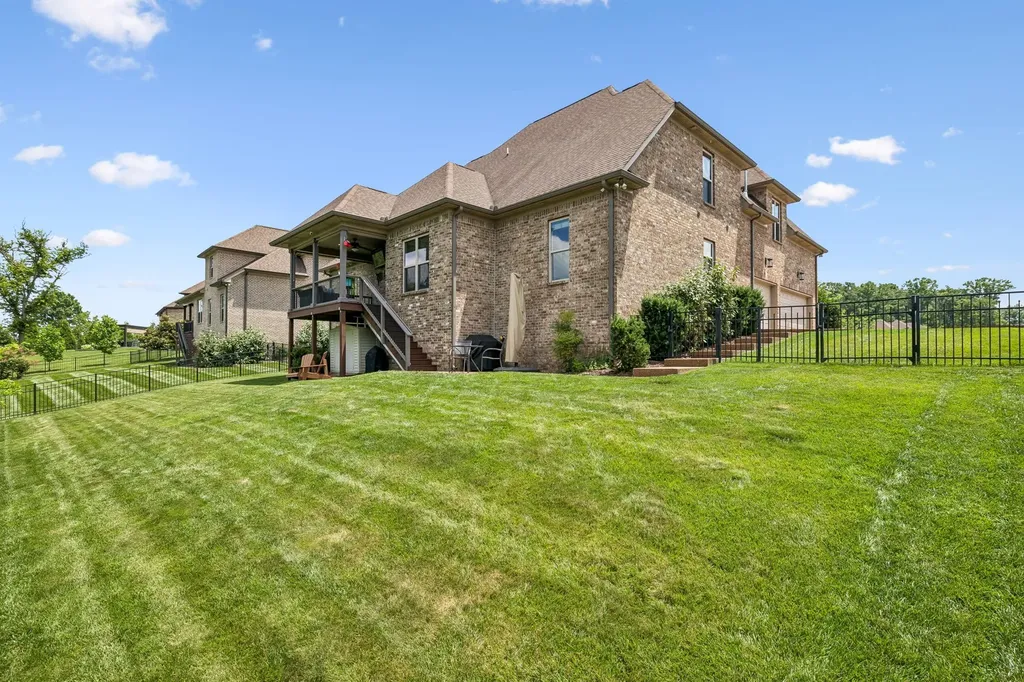 427 Whitley Way Mount Juliet TN 37122