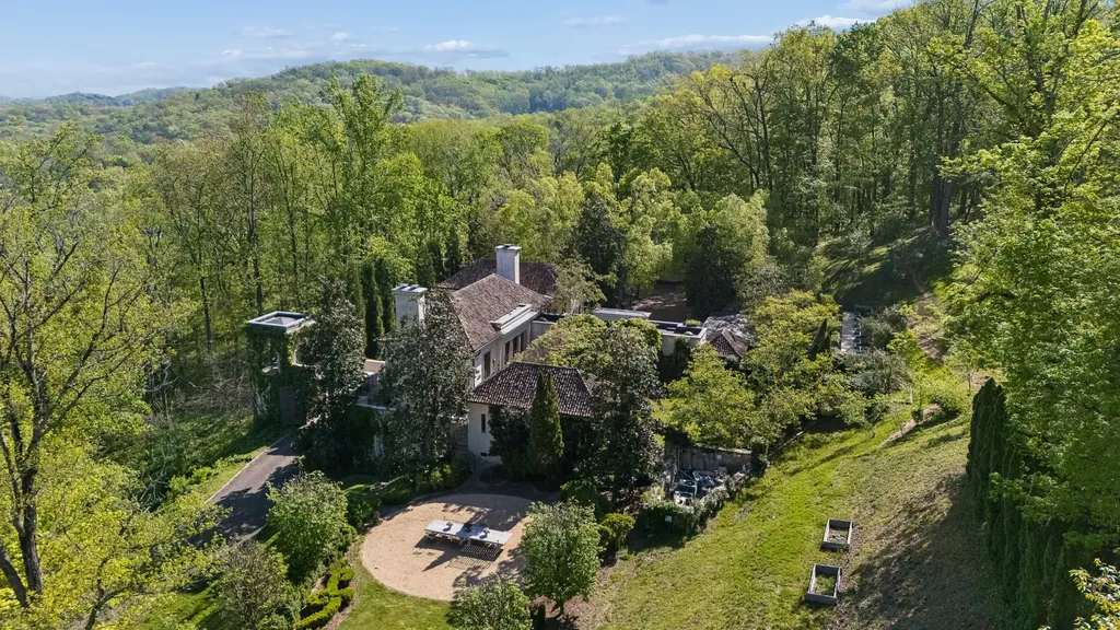1500 Chickering Road Nashville TN 37215