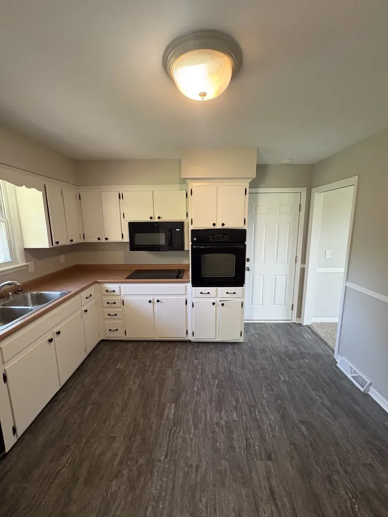 529 Des Moines Drive Hermitage TN 37076