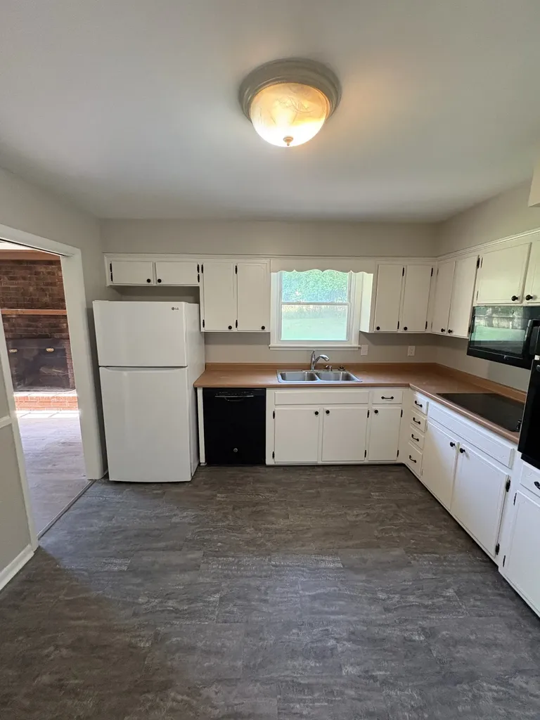 529 Des Moines Drive Hermitage TN 37076