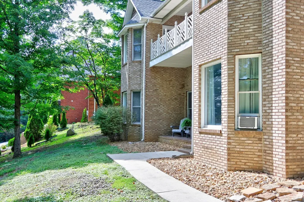 1650 N Plantation Drive Cookeville TN 38506