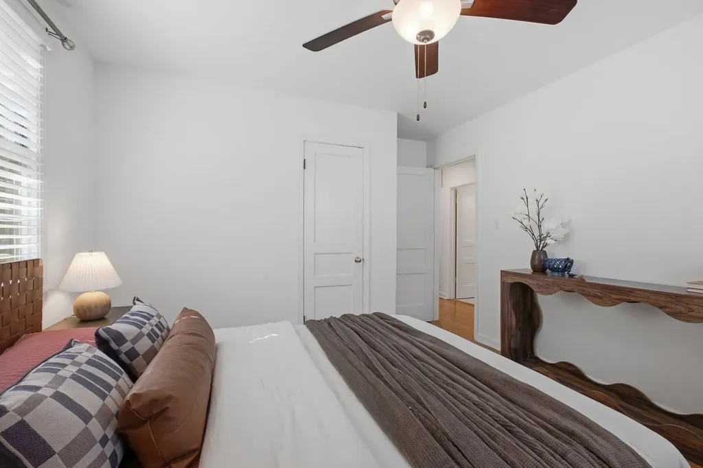 5615 Meadowcrest Lane Nashville TN 37209