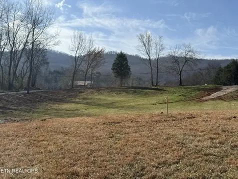 1561 Cane Creek-cummingsville Road Sparta TN 38583