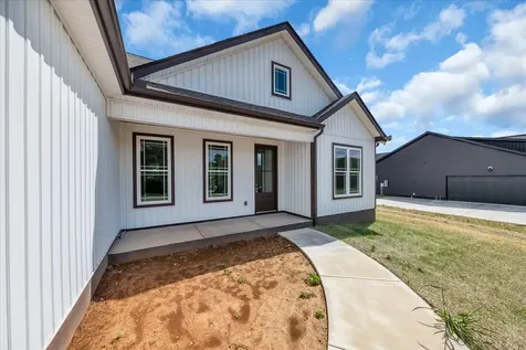 1501 Smartt Station Road Morrison TN 37357
