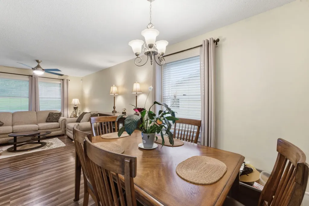 103 Earnhart Street Shelbyville TN 37160