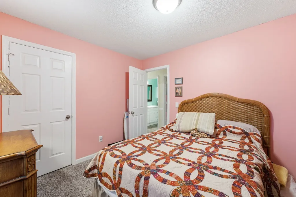103 Earnhart Street Shelbyville TN 37160