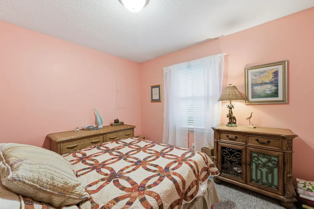 103 Earnhart Street Shelbyville TN 37160